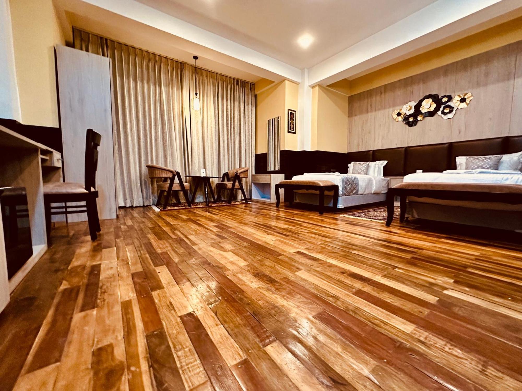 Silver Cloud Hotel 帕罗 外观 照片