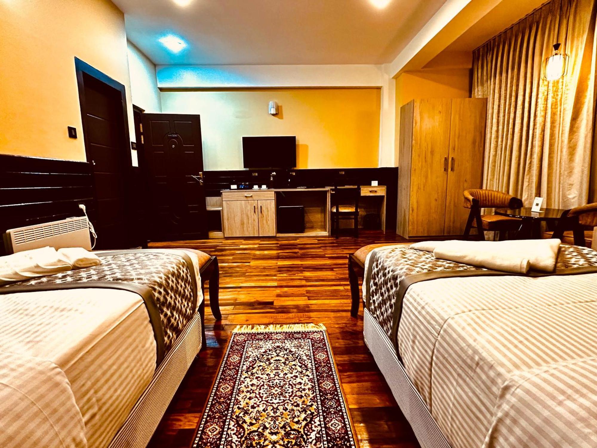 Silver Cloud Hotel 帕罗 外观 照片